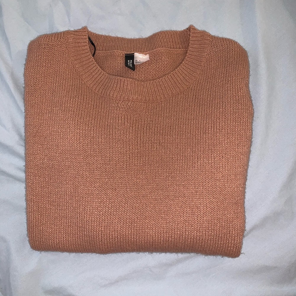 H&M sweater NWOT